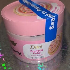 Dove x Crumbl Confetti Cake Body Scrub Limited Edition